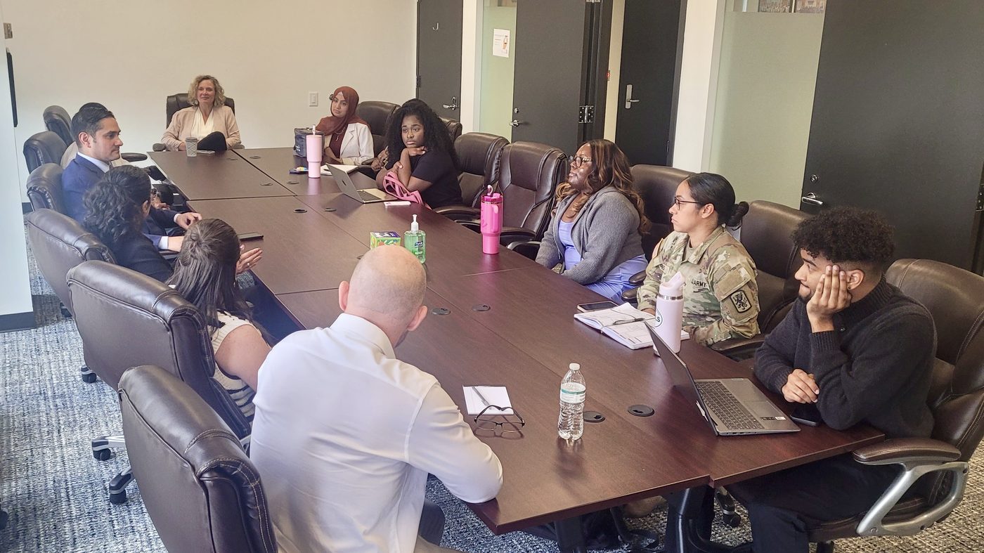 Students and panelists at the lunch meet and greet